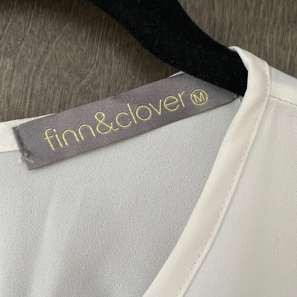 Finn & Clover Heart back Asymetrical cut out dress - Picture 5 of 6